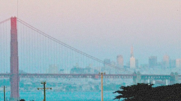 Product picture Golden Gate Bridge and San Francisco skyline flickering film