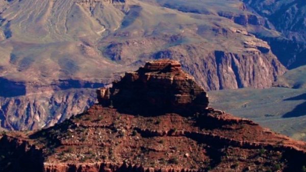 Product picture Pullback shot of the Grand Canyon