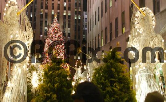 Product picture Rockefeller Center Christmas tree and decor, NYC