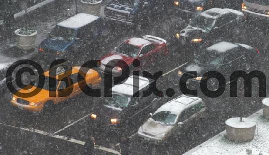 Product picture Park Ave Traffic in snowstorm, NYC